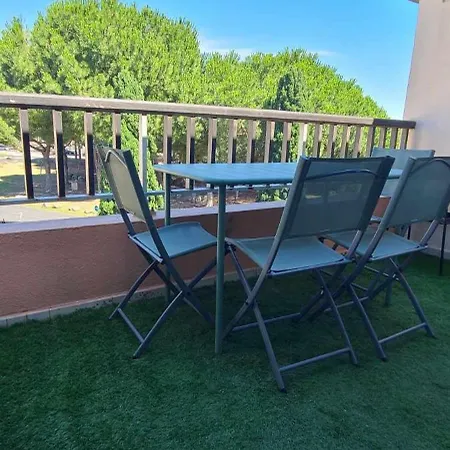Appartement Très Bel Refait Entierement A Neuf ! *