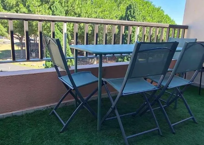 Appartement Tres Bel Refait Entierement A Neuf ! *